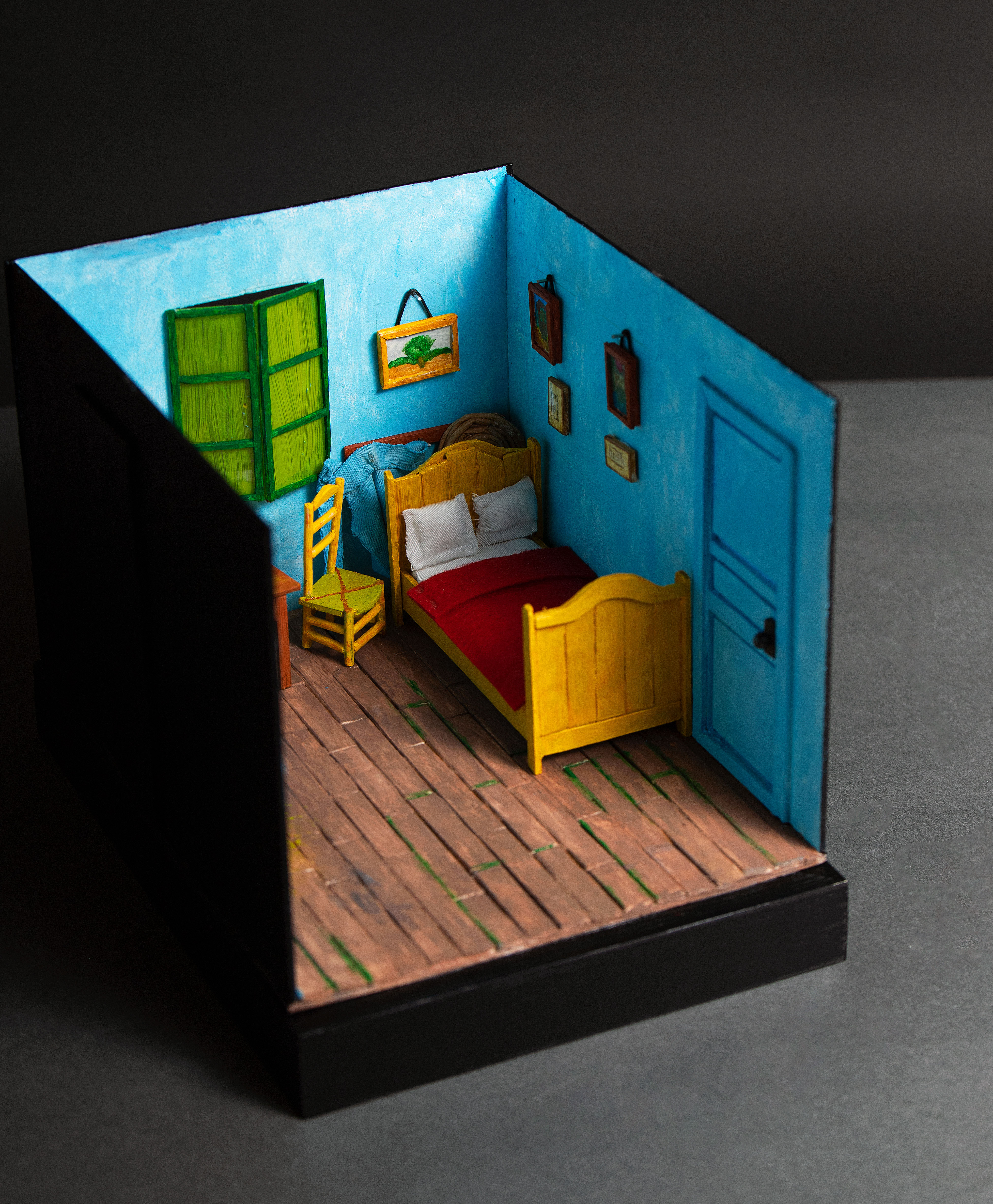 A miniature of Van Gogh's room